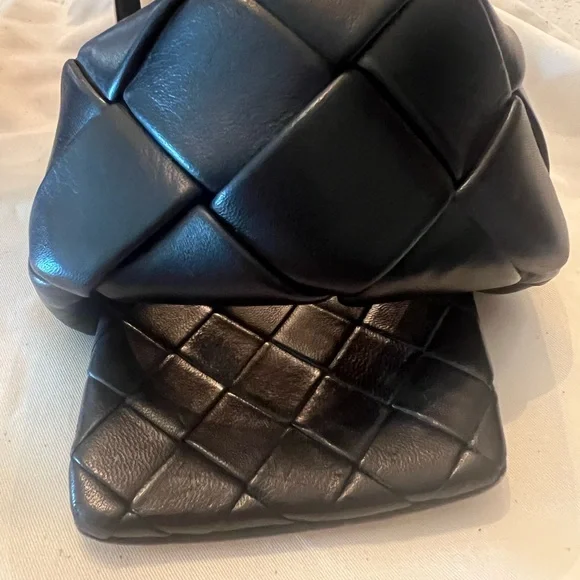 Bottega Veneta Black Quilted Heels - Picture 3 of 5
